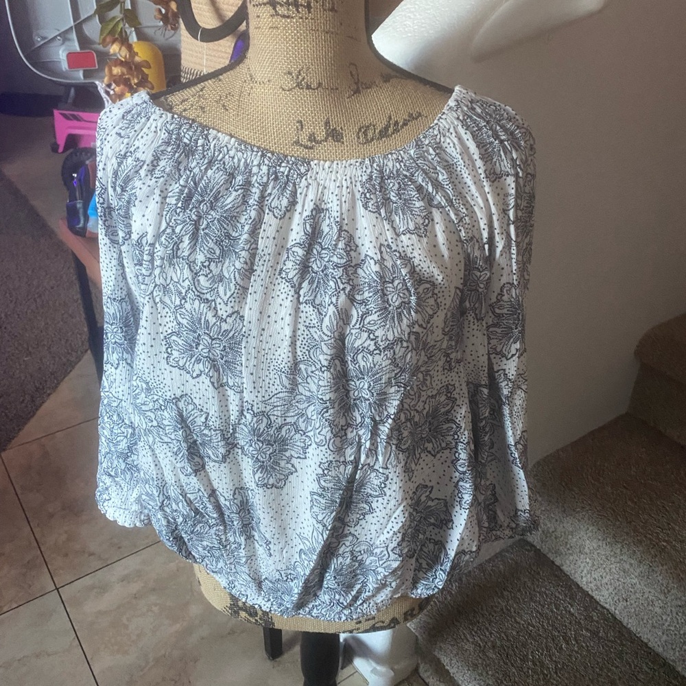 Tommy Hilfiger White and Navy Floral Off-Shoulder Blouse